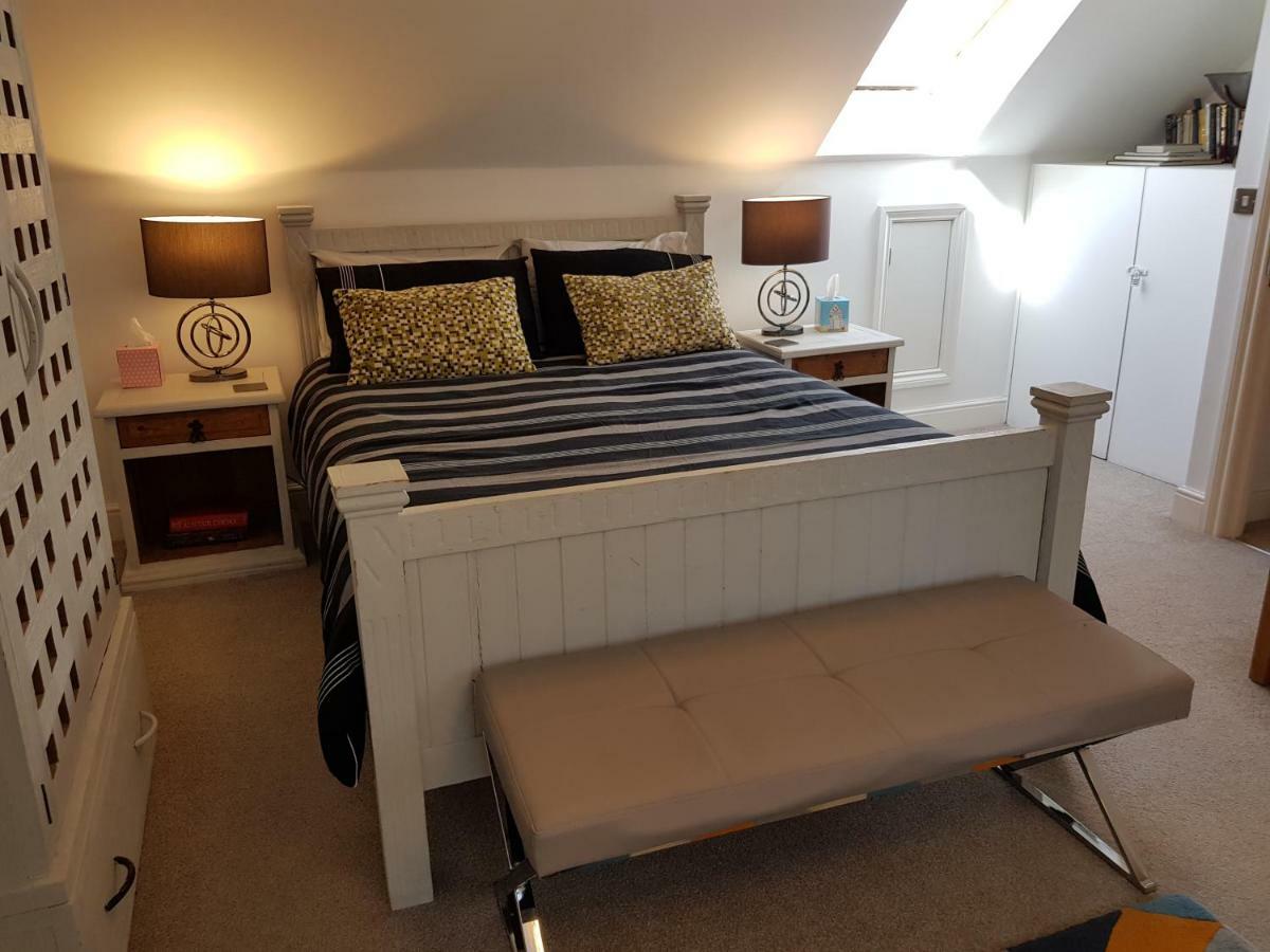 Sunset Bed & Breakfast Hastings Dış mekan fotoğraf