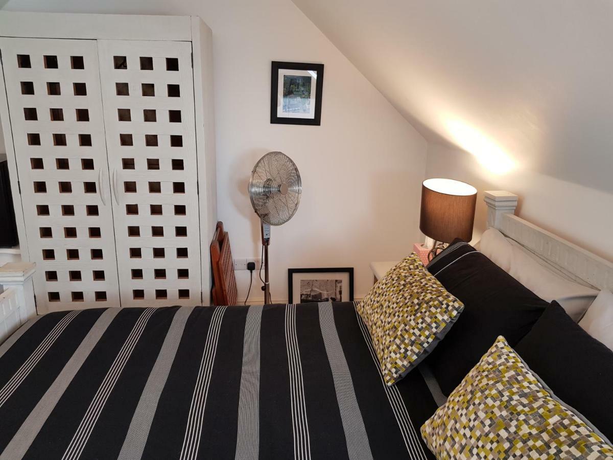 Sunset Bed & Breakfast Hastings Dış mekan fotoğraf